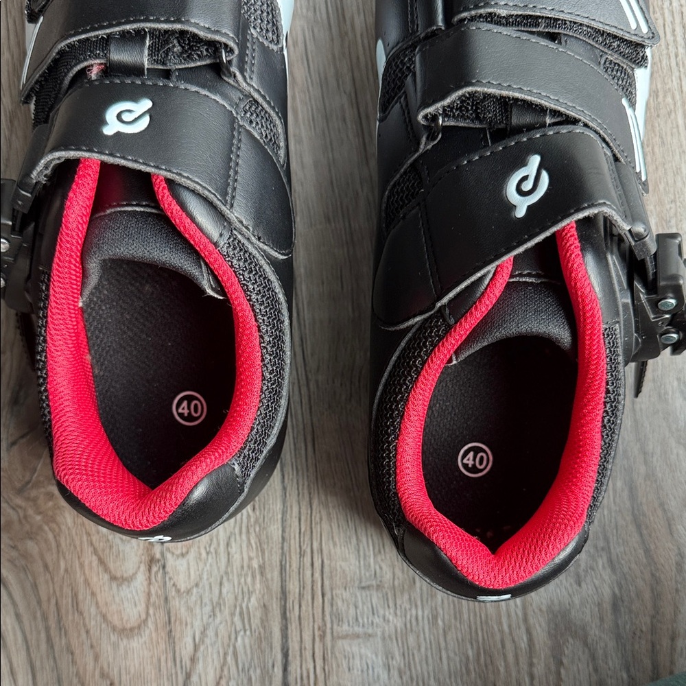Peloton cycling Black and Red Sneakers - Picture 3 of 6